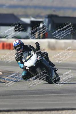 media/Sep-20-2025-Race Pace (Sat) [[d4e1b33f4d]]/Verified/Turn 2 (920am)/